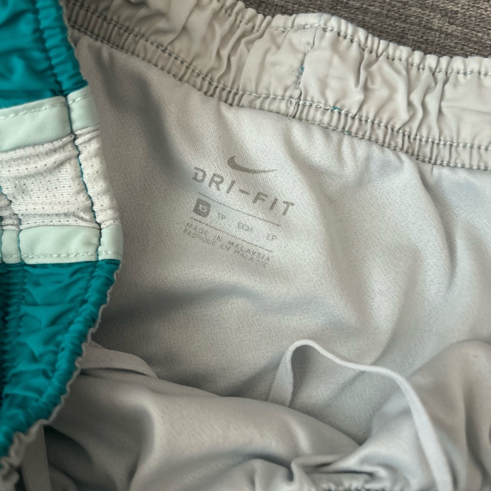 Nike Dri-Fit Running Shorts Bundle XS Pink Teal 3” Inseam - Picture 4 of 9